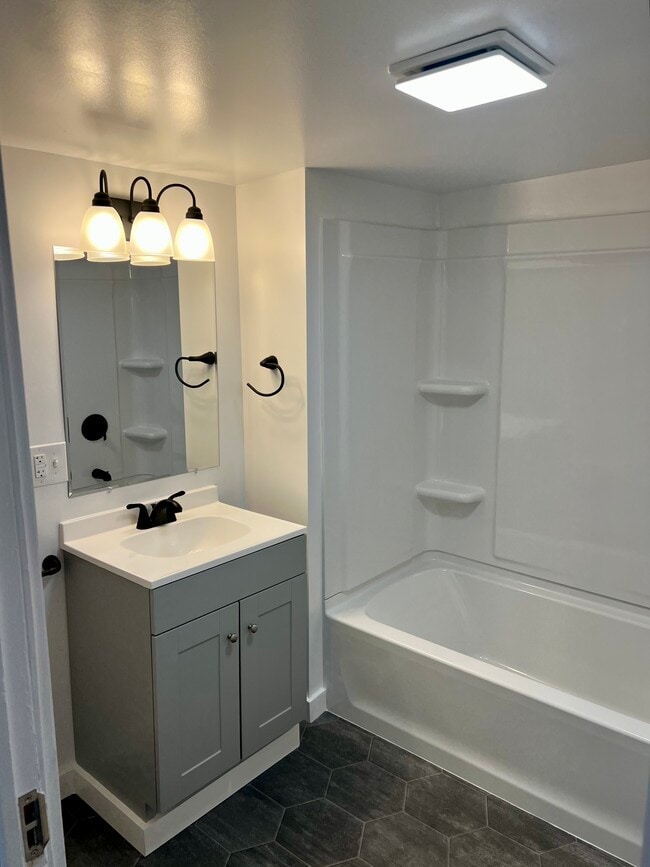 Photo - 2621 Mill Rd