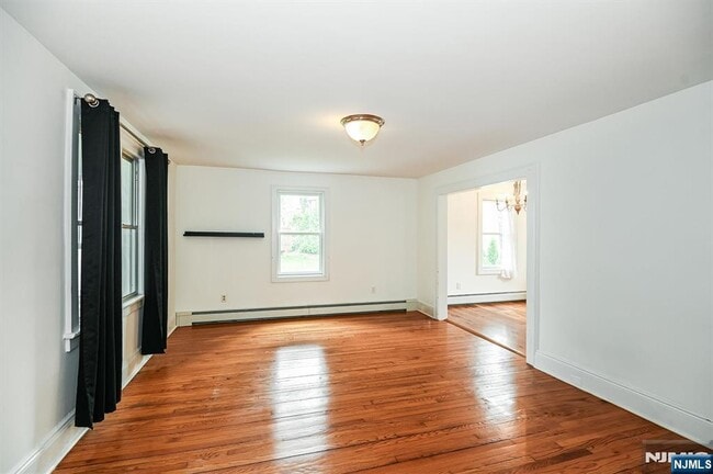 Photo - 15 Bergen St
