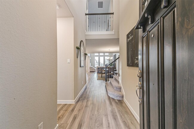 Photo - 18407 Kilbowie Pl