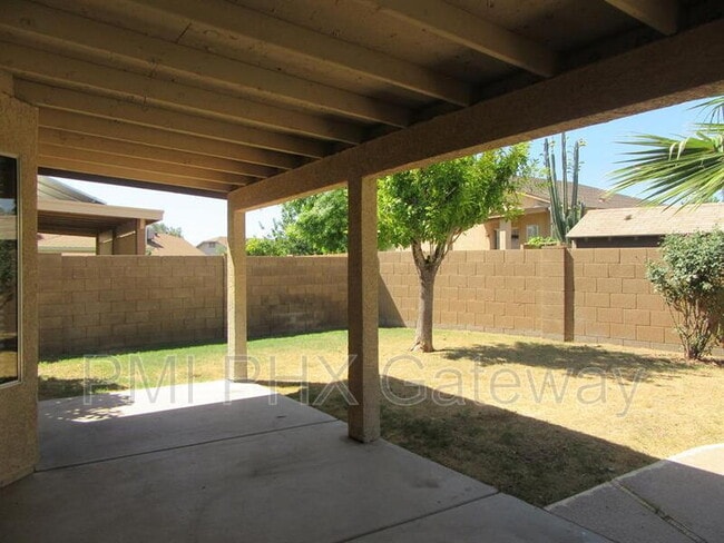 Photo - 6702 N 89th Ave
