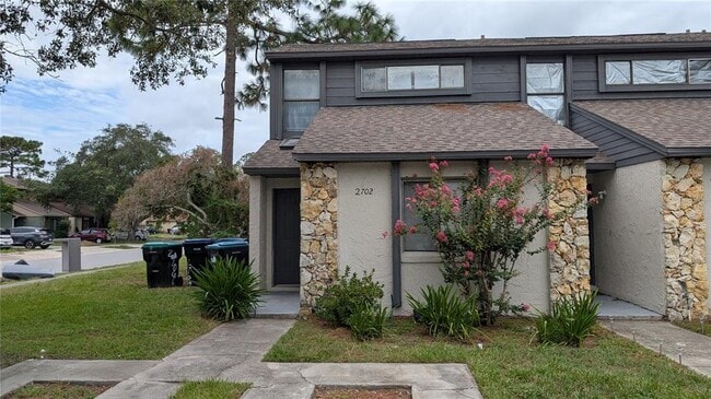 Building Photo - 2702 Tally Ho Ave