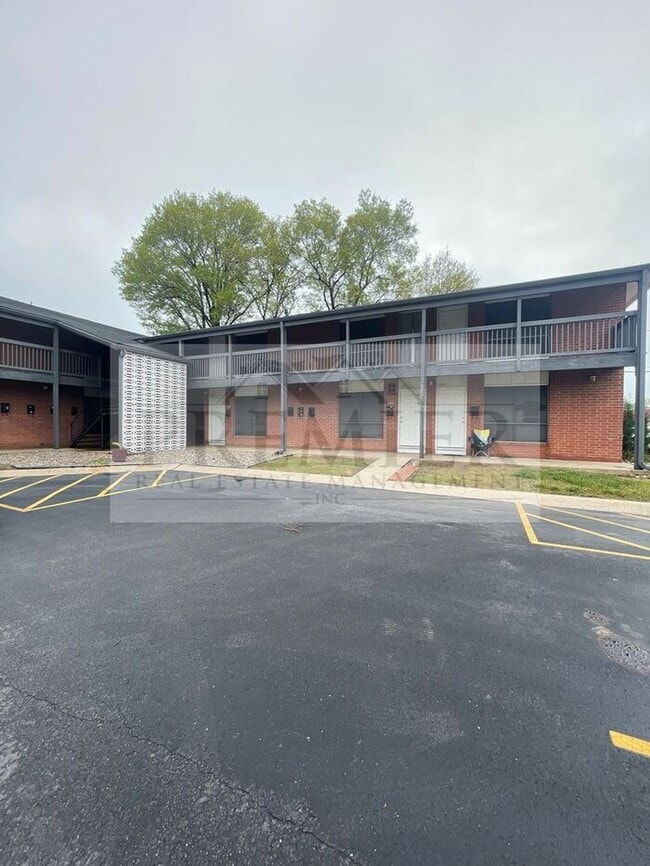 Building Photo - 6045 Barton Ave