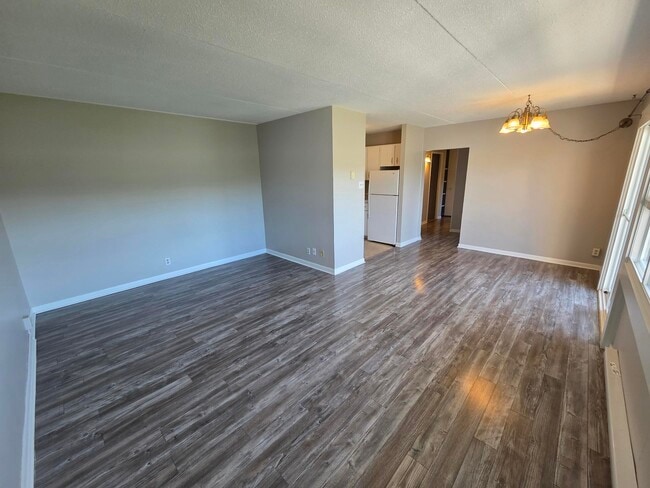 Building Photo - 411 Ellerdale St Unit 504