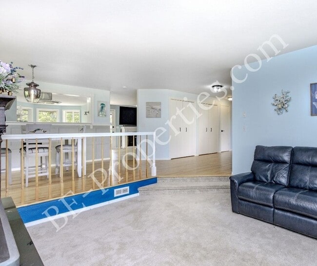 1719 126th Ave E