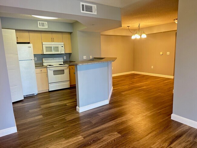Photo - 3624 NW Adriatic Ln Unit 308