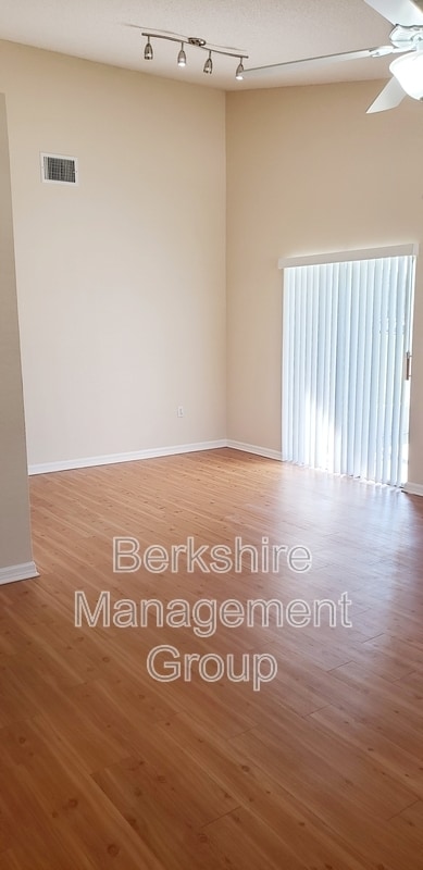 Photo - 1132 Brook Meadow Dr