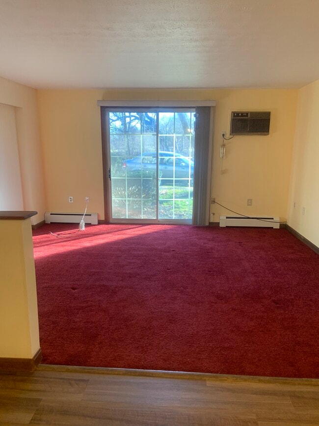 Photo - 1166 Middle Tpke W Unit 1166