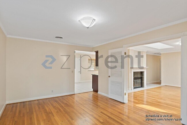 Photo - 1565 Klamath Dr