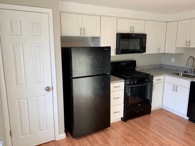 Photo - 1789 Patrick Pl