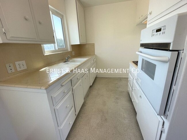 Photo - 528 Cedar Ave Unit #3H
