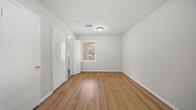 Photo - 7634 Wilmerdean St House