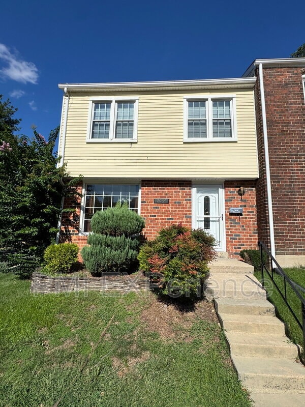 2067 Chadwick Terrace