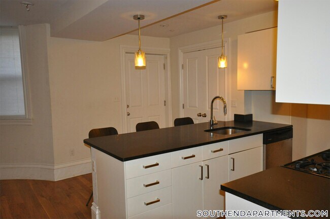 Photo - 656 Massachusetts Ave Unit 1