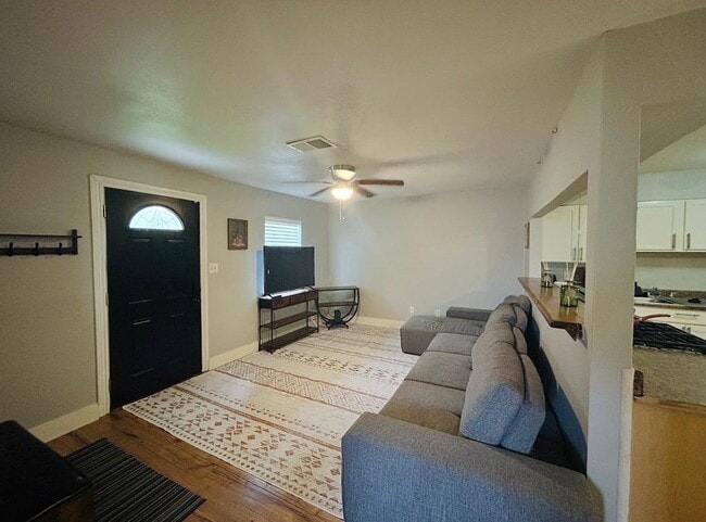 8137 Wetherby Ln