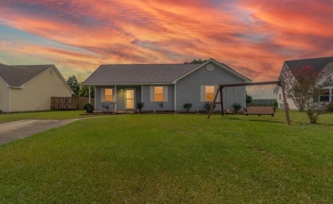 Building Photo - 303 Cardinal Way