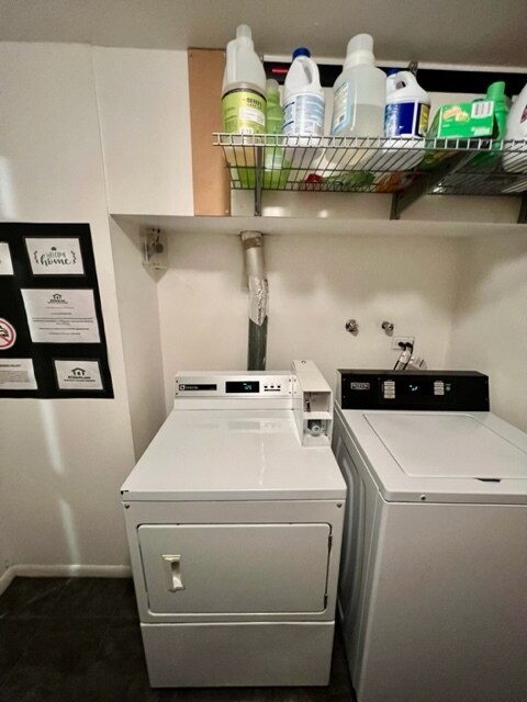 Photo - 1345 Monroe St