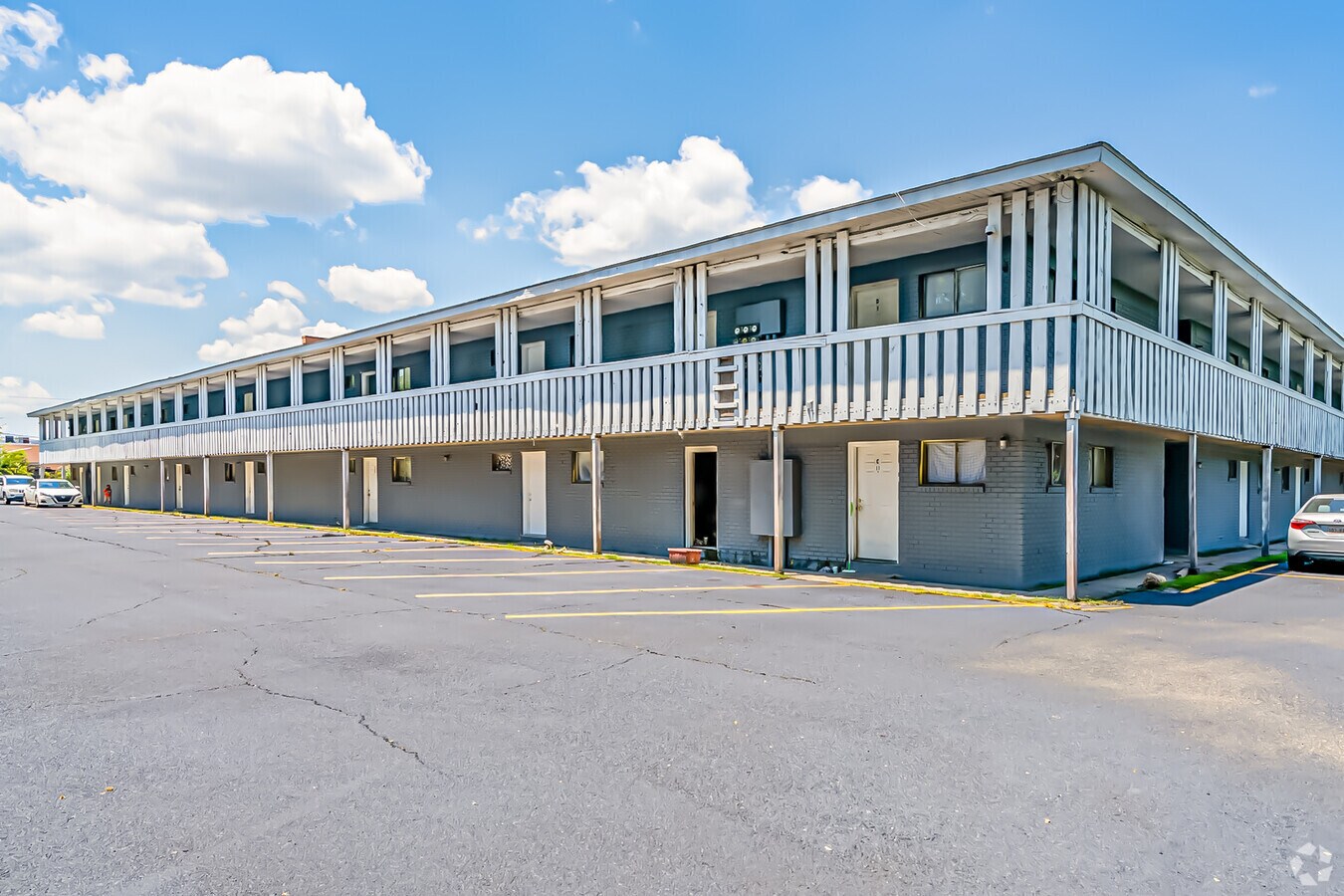 Photo - Summer Grove