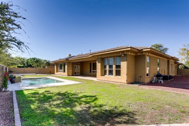 Photo - 15865 W Vernon Ave