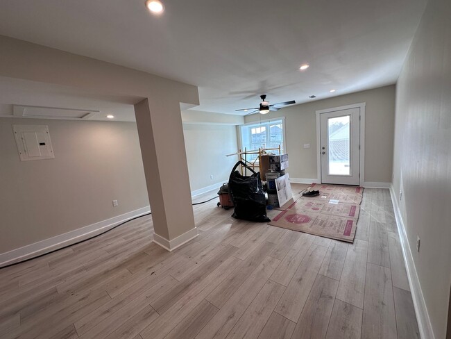 Photo - 824 E High St Unit #3