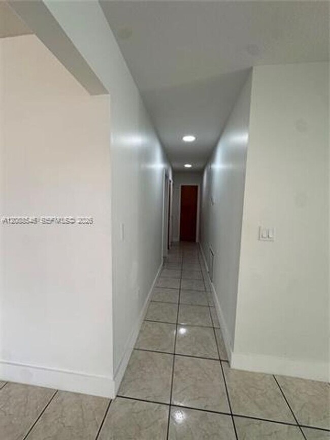 1107 NW 30th Ave