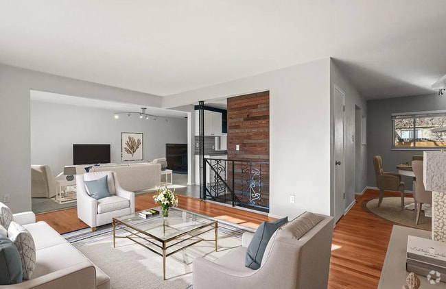 Building Photo - 2237 S Lowell Blvd Rental