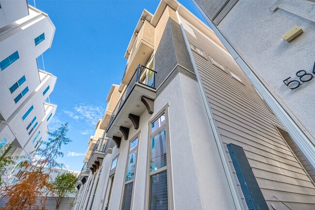 Photo - 5838 E Post Oak Ln