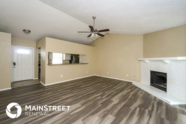 Photo - 7305 Shadow Bend Dr