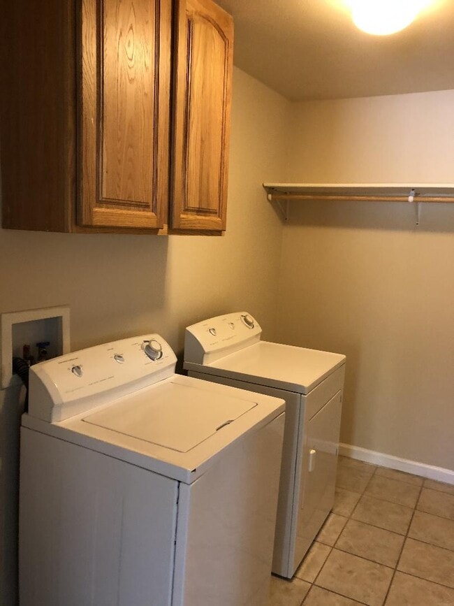 Photo - 1009 Briarwood Rd