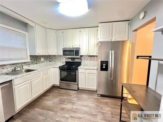 406 Cranbury Rd Unit 7