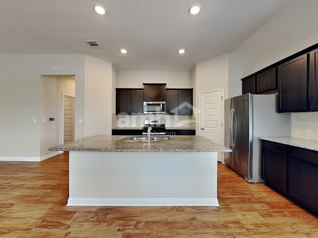 Photo - 6008 Gerard Dr