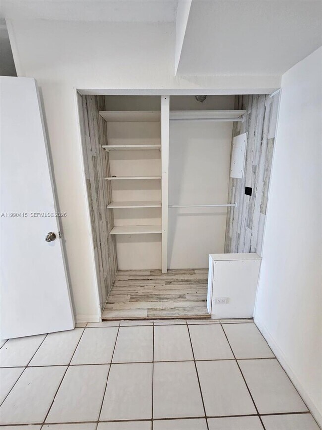 7135 Collins Ave Unit 1821