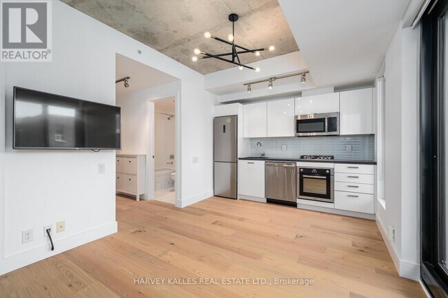 Photo - 11 Charlotte St Unit 507