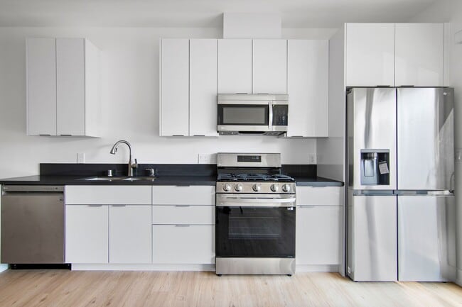 Photo - Modern 2 Bedroom ADU – Walk to CSUN! Prime Northridge Location