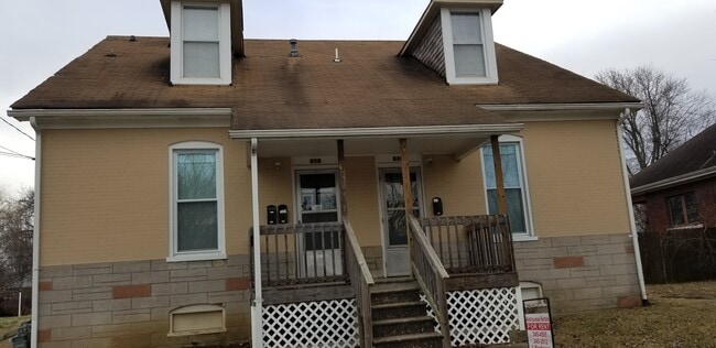 Photo - 418 N Center St Unit B