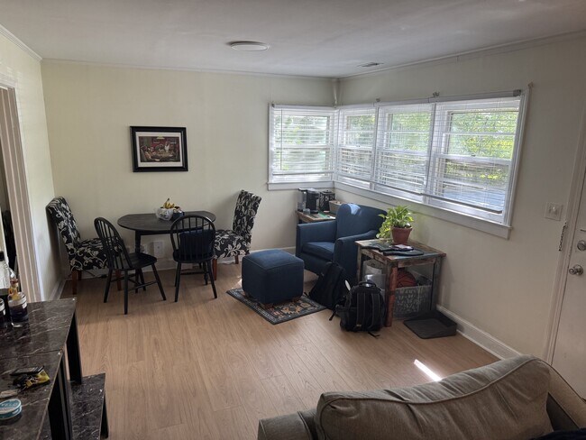 11 Davie Cir Unidad 11B Davie Circle