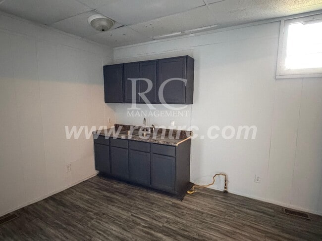 Photo - 130-2 Franklin-