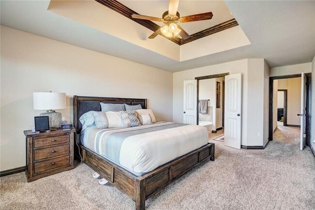 Photo - $500 Off First Month's Rent!!! St James Park Home in Norman - Community Pool! Available in Now!