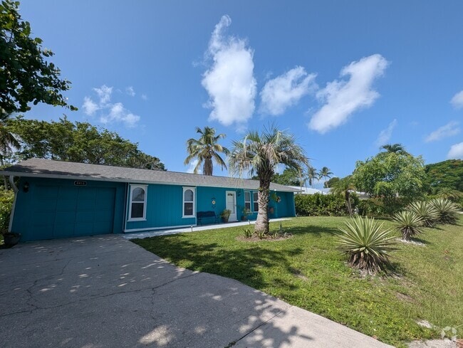 Building Photo - 4418 Parrot Ave Rental