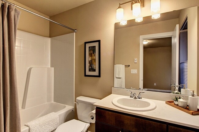 Photo - 6319 194th St SW