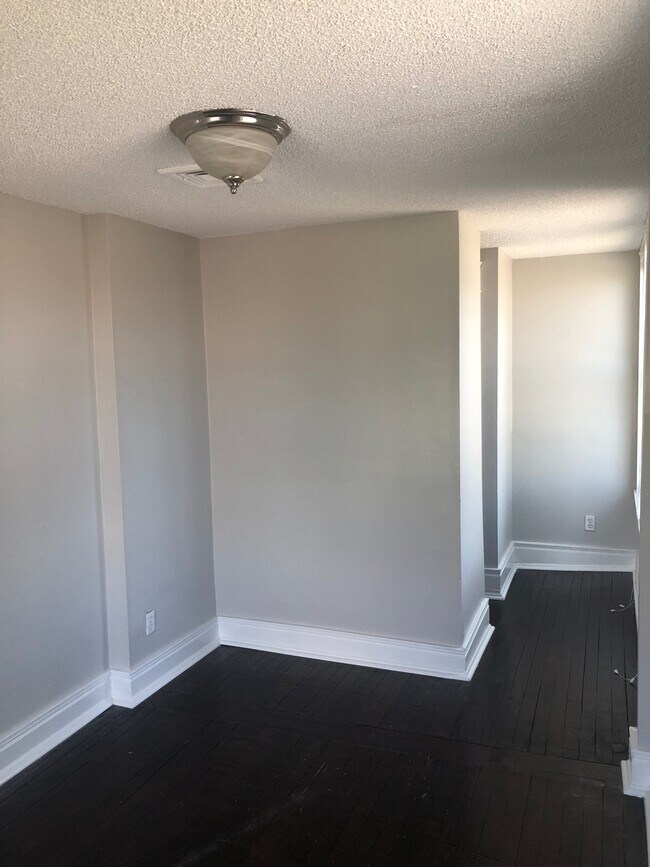 Photo - 294 S Elmwood Ave Unidad 4