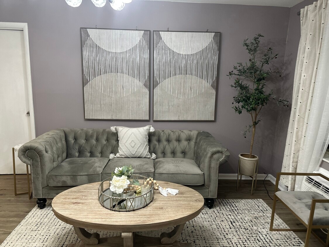 Photo - 3600 Hillsboro Pike (Nashville, TN)