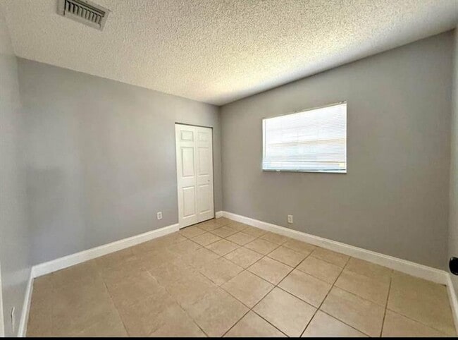 Photo - 3020 SE 2nd St