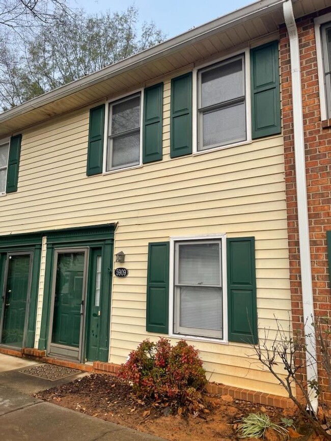 2 bedroom/2.5 bath townhome in Clemmons - 2 bedroom/2.5 bath townhome in Clemmons