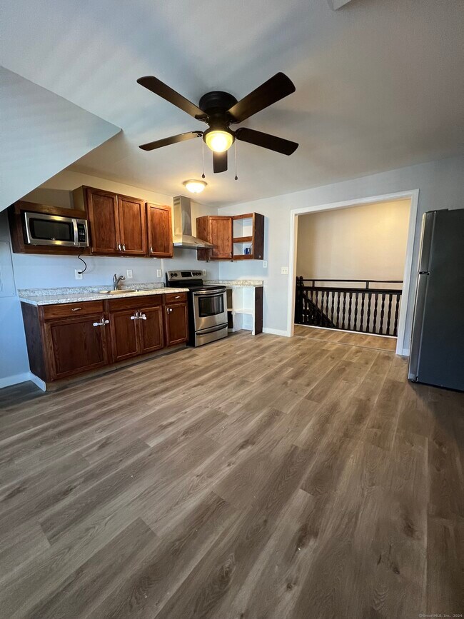 Photo - 15 Huntington St Unit 6