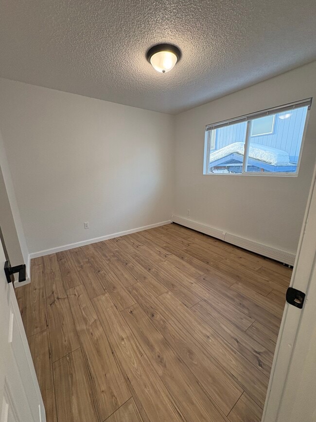 Photo - 366 Flower St Unit 3