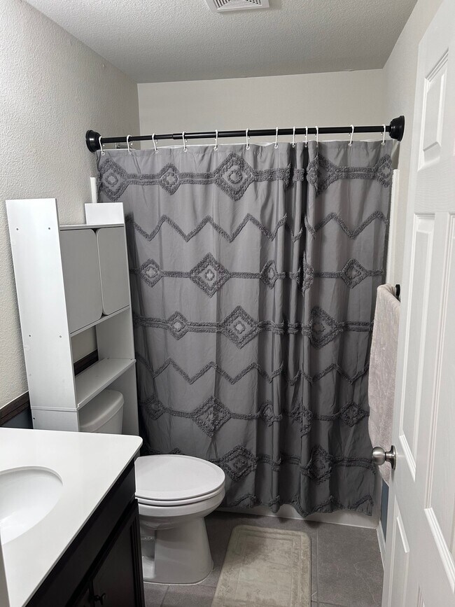 Photo - 1340 Waggoner Dr