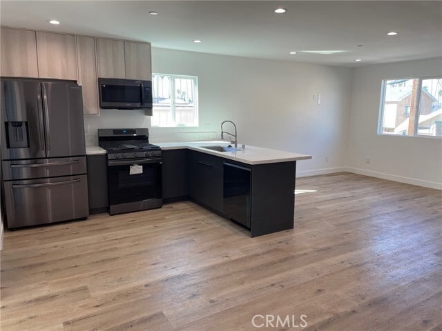 Photo - 1529 Winona Blvd