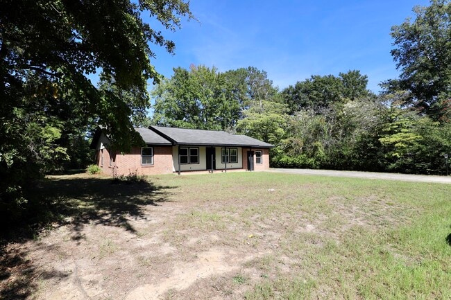 Building Photo - 6 Hilliard Dr