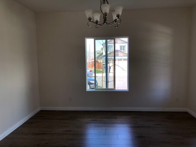 Photo - 3248 Chase Rd