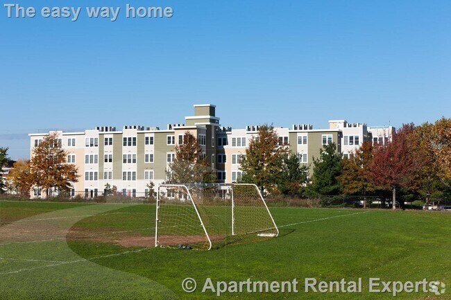 Building Photo - 87 New St Unit #207 Rental